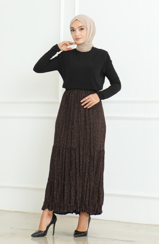 تنورة جيبسي بتصميم واسع ومقاسات كبيرة 3165B-01 لون بني 3165B-01