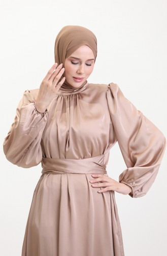 Abendkleid Aus Gerafftem Satin 6372-09 Milchbraun 6372-09