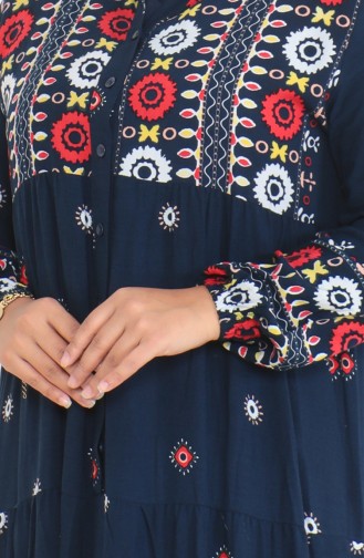 Großes Gemustertes Viskosekleid Mit Knöpfen 5070-03 Marineblau 5070-03