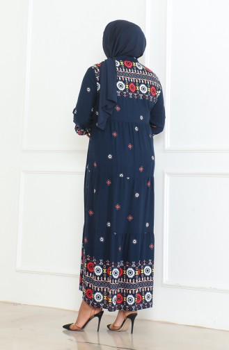 Großes Gemustertes Viskosekleid Mit Knöpfen 5070-03 Marineblau 5070-03