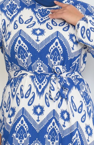 Jurk Met Episch Patroon En Overslag 46-56 Maat 4571H-05 Blauw 4571H-05