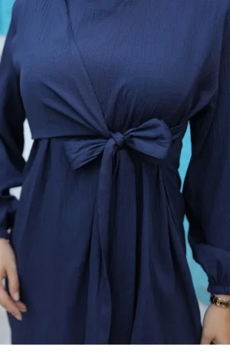 Marineblauw Pak Met Hijab Aan De Zijkant 579