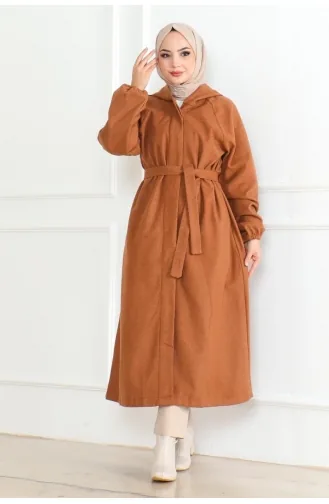 معطف للحجاب بتصميم حزام للخصر 0502-08 لون أسمر ضارب للصفرة 0502-08