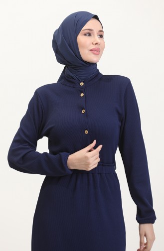 Kleid Mit Prächtigem Kragen Und Halben Knöpfen 0522-03 Marineblau 0522-03