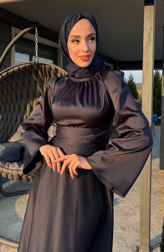 فستان سهرة ستان بتفاصيل من الامام من زارا 5514-01 لون كحلي 5514-01