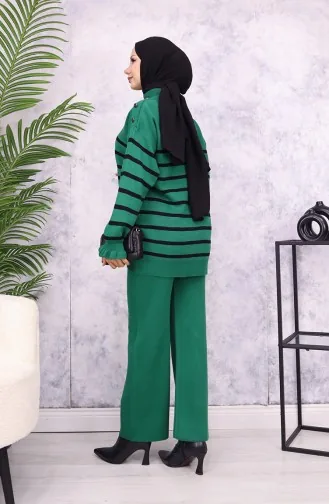 طقم تريكو مُخطط عند الكتف وأزرار 24019-02 لون أخضر زمردي 24019-02