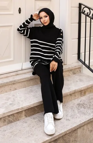 طقم تريكو مُخطط عند الكتف وأزرار 24019-03 لون أسود 24019-03