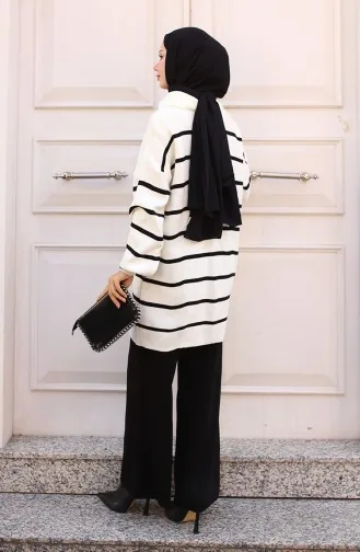 Gestreifter Strickanzug Mit Reißverschlusskragen 11034-03 Schwarz 11034-03