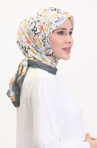 وشاح أسود فاتح 70247-10