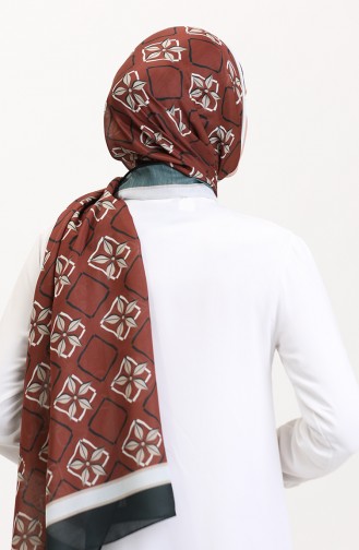 شال بُني 70269-04