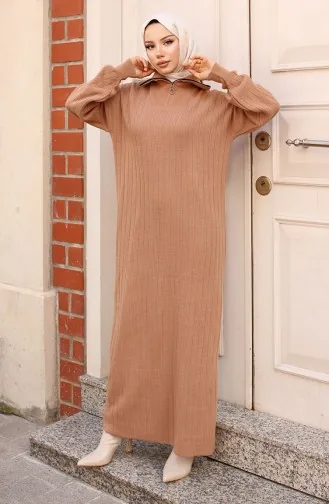 فستان من قماش مخملي محبوك بياقة وسحاب 11032-06 من المنك 11032-06