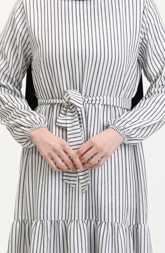 Çizgili Kuşaklı Keten Elbise 0003-03 Beyaz Siyah