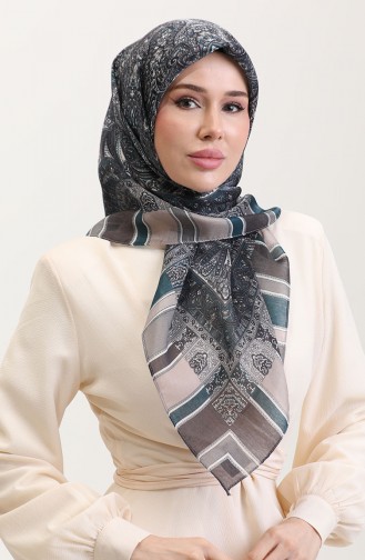 وشاح أخضر زمردي 70276-09