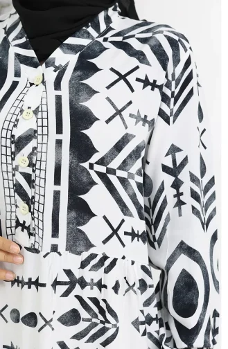 Halbgeknöpftes Viskose Kleid Mit Muster 0026-04 Schwarz Und Weiss 0026-04