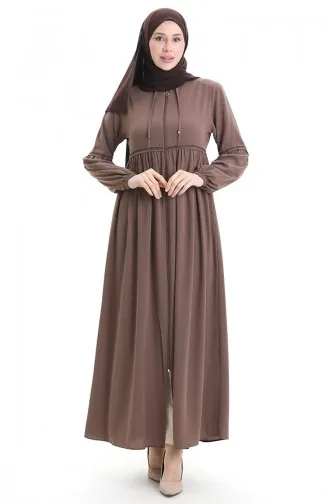 عباية بأكمام مرنة وسحاب مزينة بالأحجار 5081-06 لون القهوة الحليبية 5081-06