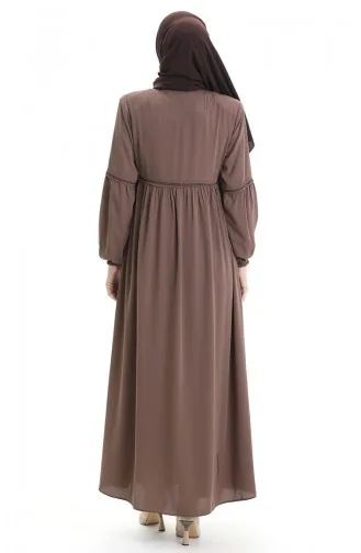 عباية بأكمام مرنة وسحاب مزينة بالأحجار 5081-06 لون القهوة الحليبية 5081-06