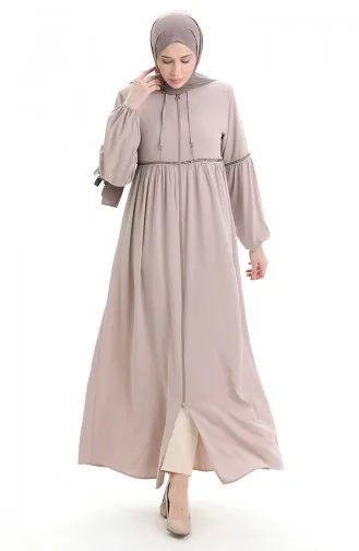 عباية بأكمام مرنة وسحاب مزينة بالأحجار 5081-07 من المنك 5081-07