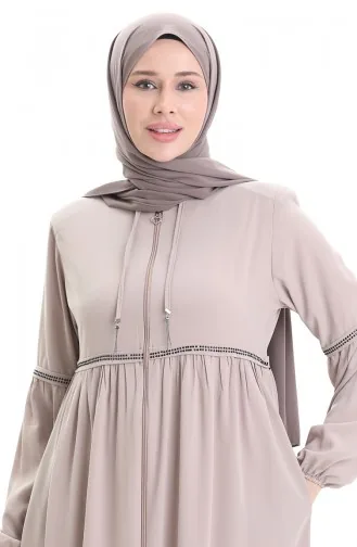 عباية بأكمام مرنة وسحاب مزينة بالأحجار 5081-07 من المنك 5081-07