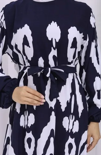 Viskose Stoff Gemustertes Kleid Mit Gürtel 2033-04 Marineblau Weiß 2033-04