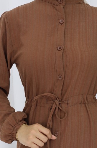 Gerafftes Kleid Mit Geknöpftem Saum 0351-05 Braun 0351-05
