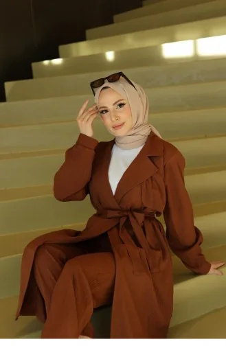 Ay Parça Detaylı Takım Kahverengi