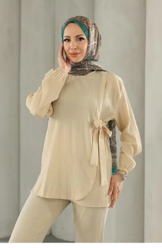 Costume Beige Avec Détail Cravate 682