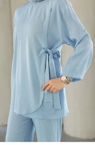 Babyblauer Anzug Mit Krawattendetail 686