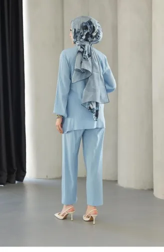 Babyblauer Anzug Mit Krawattendetail 686