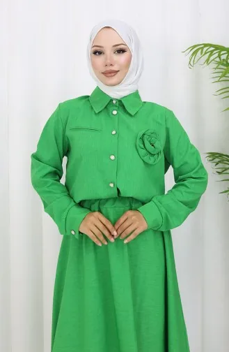 بدلة من قطعتين مكونة من قميص وتنورة بتفاصيل وردية 2088-06 باللون الأخضر 2088-06