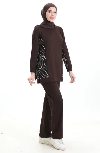 بدلة من قطعتين منقوشة 20053-01 بنية 20053-01