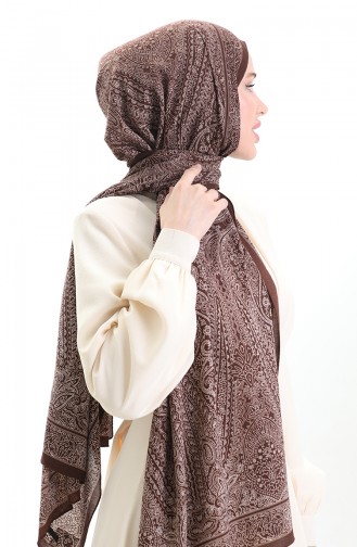 شال بني 82000-07