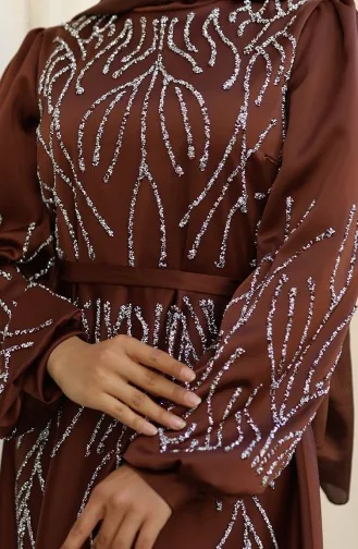 Satijnen Stenen Avondjurk 5803-01 Bruin 5803-01