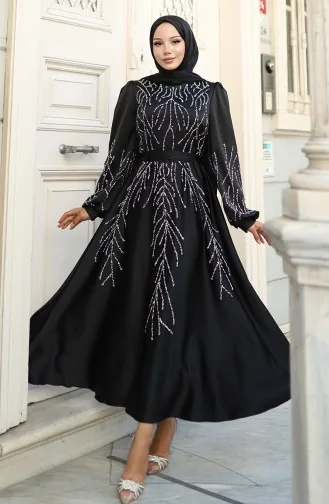 Satin Abendkleid Mit Steinen 5803-05 Schwarz 5803-05