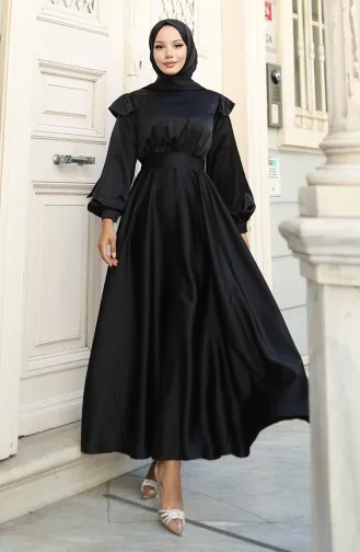 فستان سهرة ساتان بأكتاف مكشكشة 5805-03 أسود 5805-03