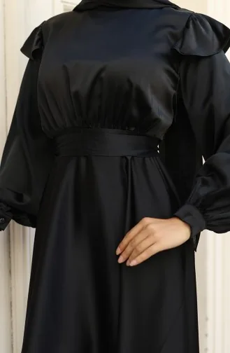 فستان سهرة ساتان بأكتاف مكشكشة 5805-03 أسود 5805-03