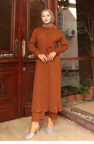 Yırtmaç Detaylı Uzun Takım Kahverengi