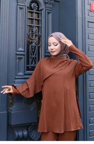 Pelerin Detaylı Takım Kahverengi