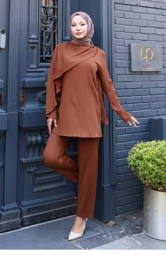 Pelerin Detaylı Takım Kahverengi