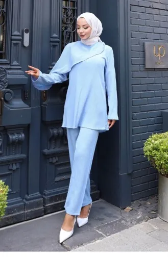 Combinaison Détaillée Avec Cape Bleu Bébé 778