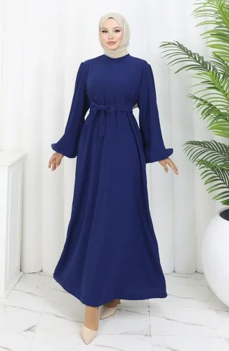 Kleid Mit Elastischen Ärmeln Und Gürtel 2161-06 Saks 2161-06