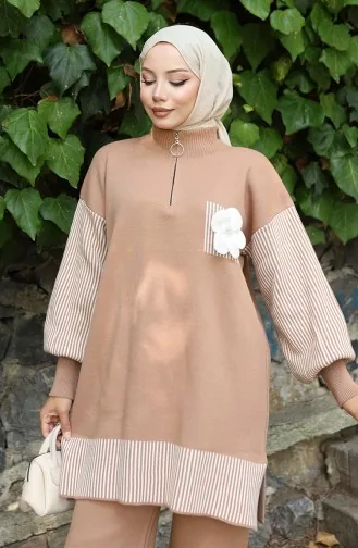 Ensemble Deux Pièces En Tricot Avec Tunique Et Pantalon à Fleurs Appliquées 1009-07 Café Au Lait 1009-07