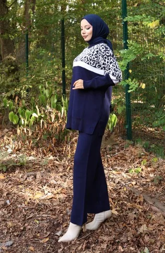 Ensemble Deux Pièces En Tricot Tunique Et Pantalon Garnis Motif 1013-04 Bleu Marine 1013-04