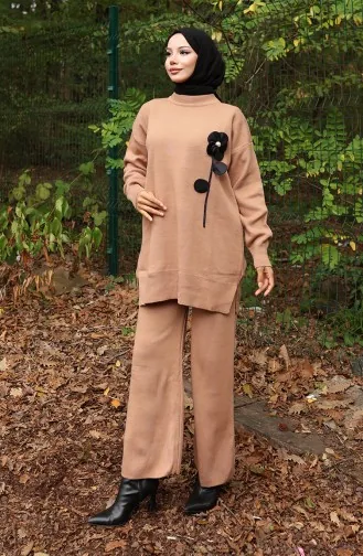 بدلة من قطعتين، بنطال وبنطلون تونيك مزخرف بنقشة زهور، موديل 1017-02، لون القهوة بالحليب 1017-02