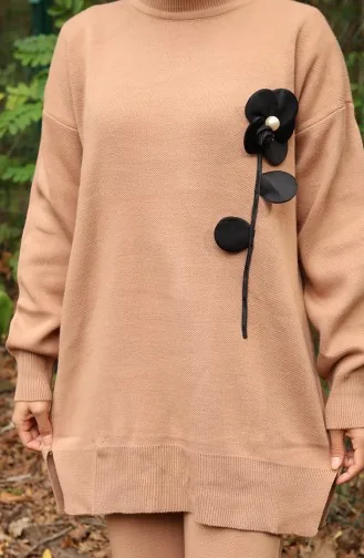 بدلة من قطعتين، بنطال وبنطلون تونيك مزخرف بنقشة زهور، موديل 1017-02، لون القهوة بالحليب 1017-02