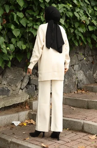 طقم تونيك وبنطلون محبوك بتفاصيل زهور من قطعتين 1028-01 بيج 1028-01