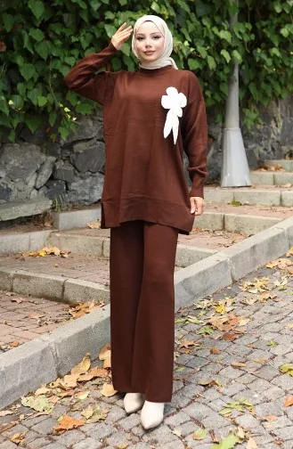 بدلة من قطعتين، بنطال وتونك بتفاصيل زهور، لون بني، رقم 1028-06 1028-06