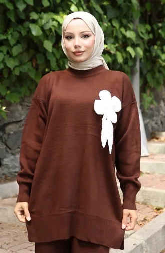 بدلة من قطعتين، بنطال وتونك بتفاصيل زهور، لون بني، رقم 1028-06 1028-06