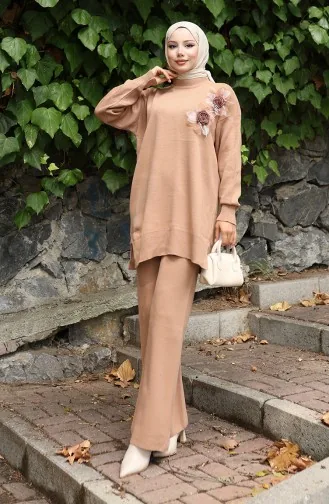Ensemble Deux Pièces En Tricot Avec Tunique Et Pantalon à Appliqués Roses Couleur Café Au Lait 1036-05 1036-05