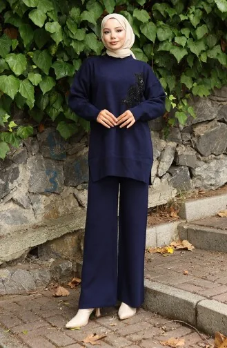 بدلة من قطعتين، بنطال وقميص محبوك مطرز بالورود، 1067-04 أزرق داكن 1067-04