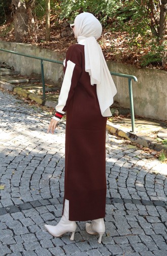 Strickkleid Mit Polokragen Und Tasche 0507-01 Braun 0507-01